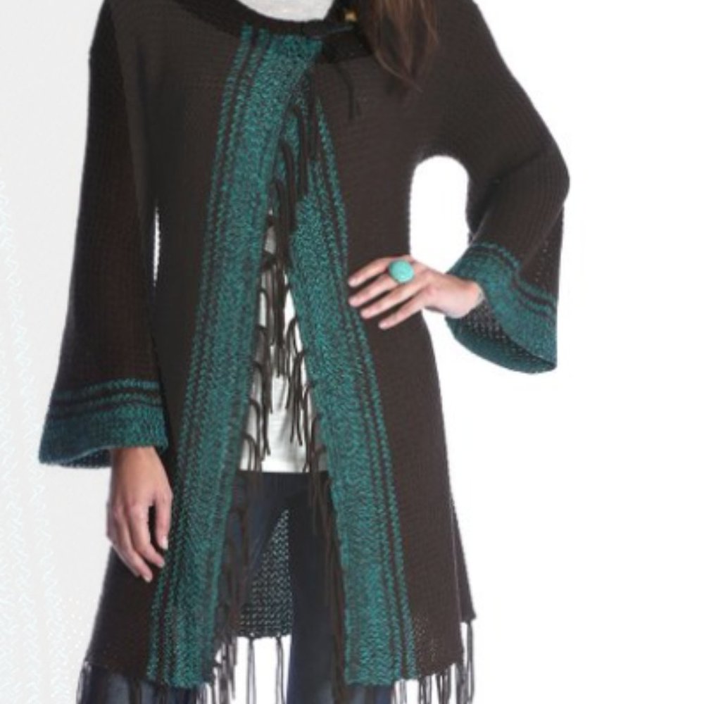 Gorgeous wrangler duster fringe sweater Size M